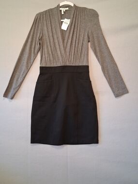 Max & Cleosz 4 Gray Open-Front Knit Top